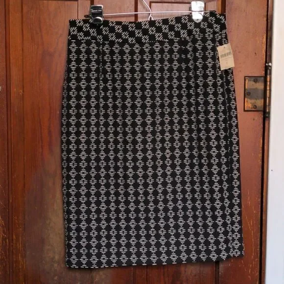 Coldwater Creek Black + White Diamond Motif Midi Pencil Skirt Sz 8 - Picture 1 of 8